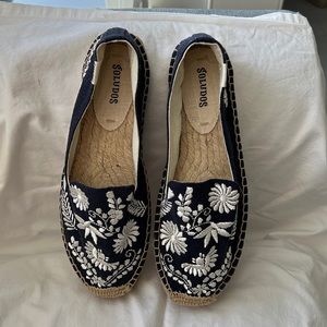 Soludos Espadrilles, Navy with white embroidery, never worn. Size 7